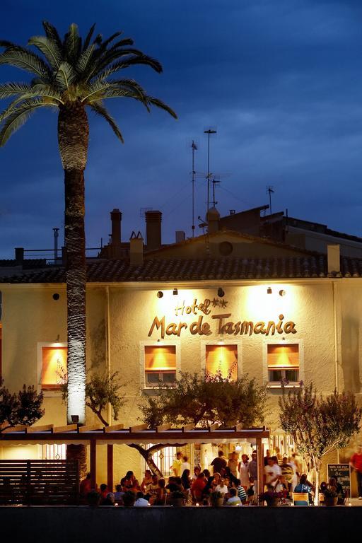Hotel Mar De Tasmania - Auto Check-In La Bisbal d'Emporda Zewnętrze zdjęcie